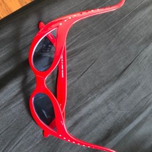 DYCE  sexy designer cat eye  sun glasses red